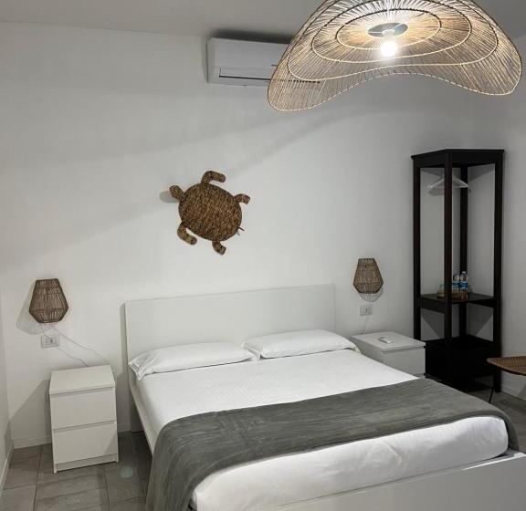 住宿加早餐  Flora