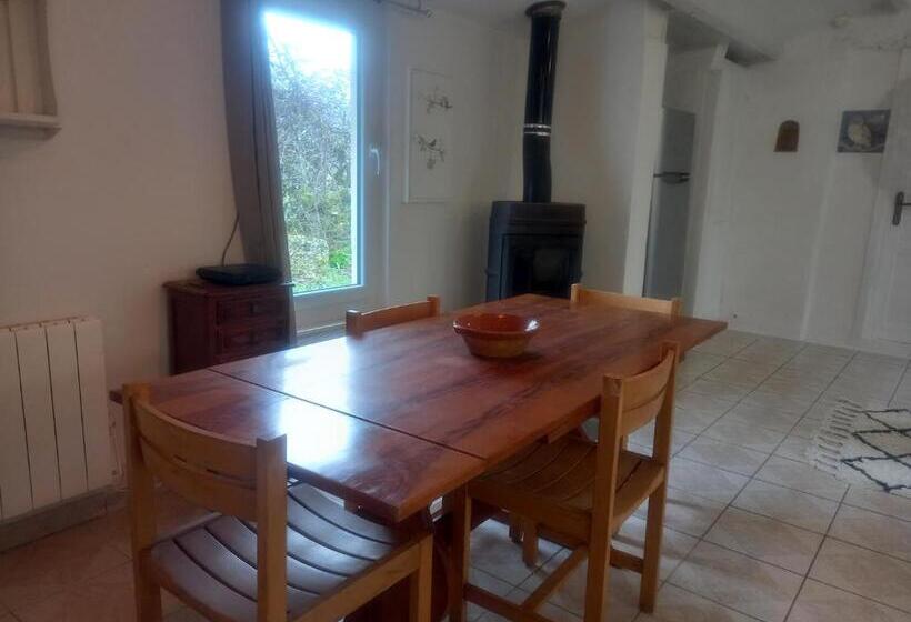 ベッドアンドブレックファースト La Longère Du Moulin