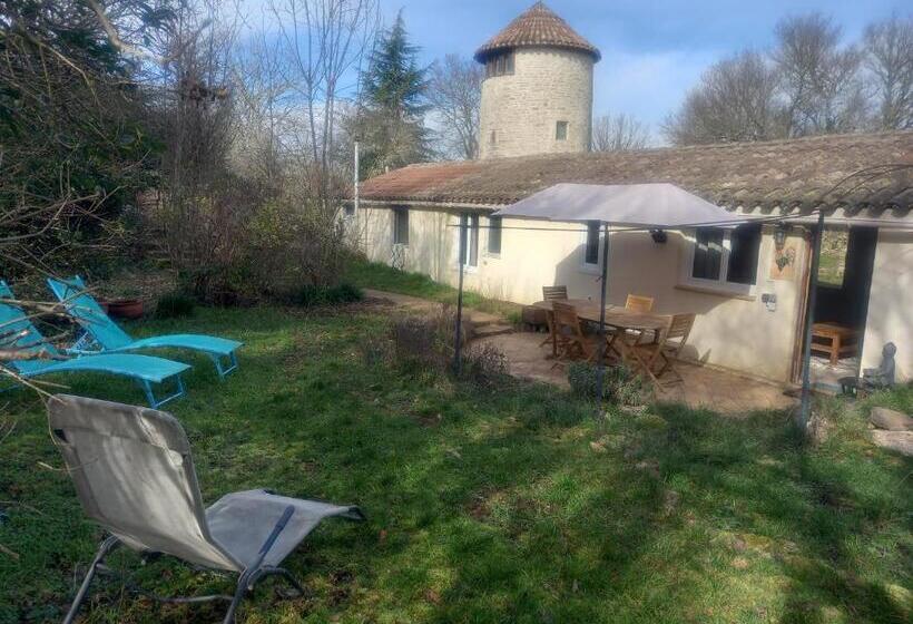 ベッドアンドブレックファースト La Longère Du Moulin