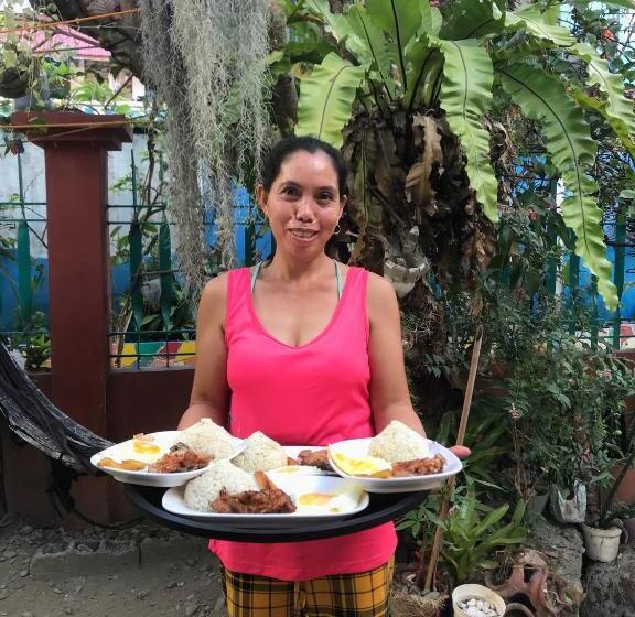 تختخواب و صبحانه Manalo S Lodge And Restaurant