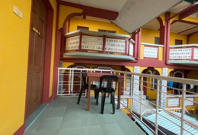 تختخواب و صبحانه Manalo S Lodge And Restaurant