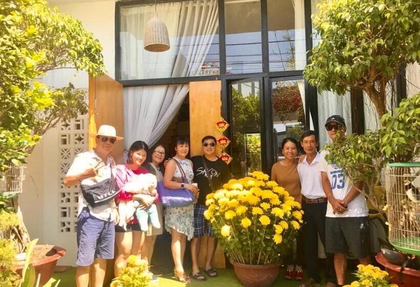 تختخواب و صبحانه Nguyễn Villa