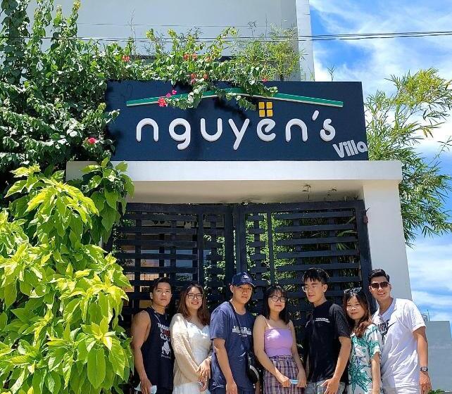 تختخواب و صبحانه Nguyễn Villa