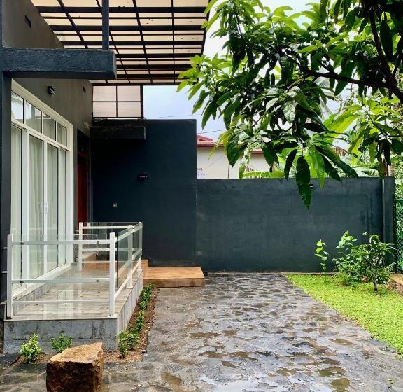 Bed and Breakfast Rani Suite And Cabin