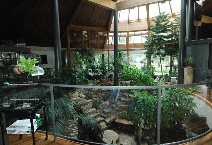 مبيت وإفطار Roundhouse Grotto