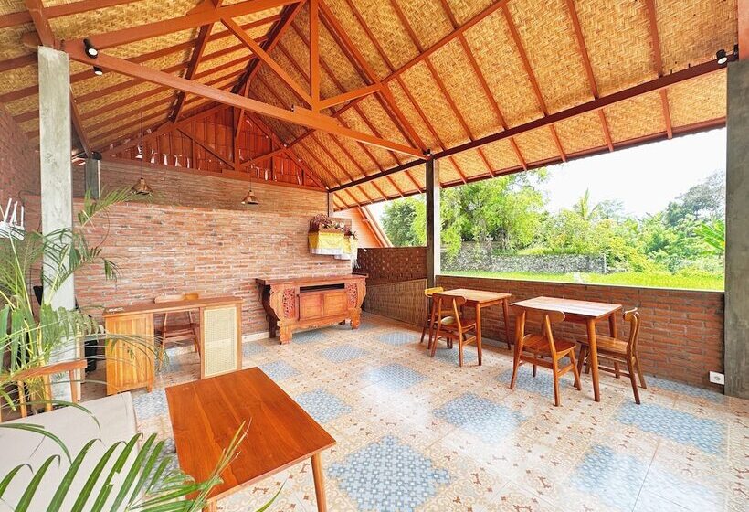 مبيت وإفطار Uma Raos Cottage