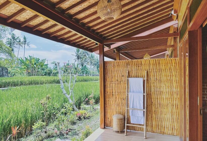 مبيت وإفطار Uma Raos Cottage