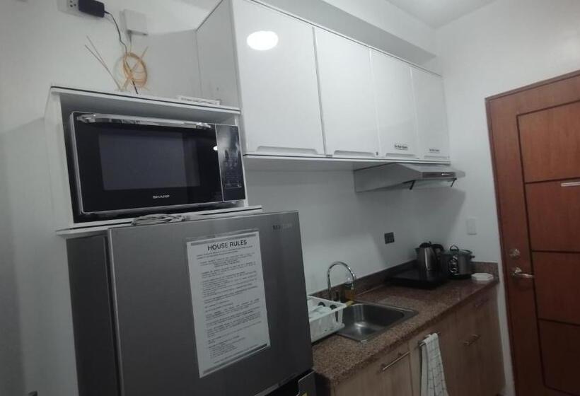 Cozy Studio Condo At Mesatierra Garden Residences