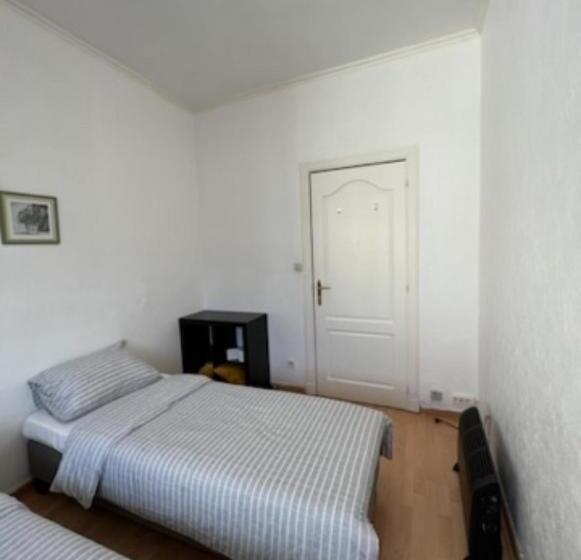 Etterbeek Youth Hostel