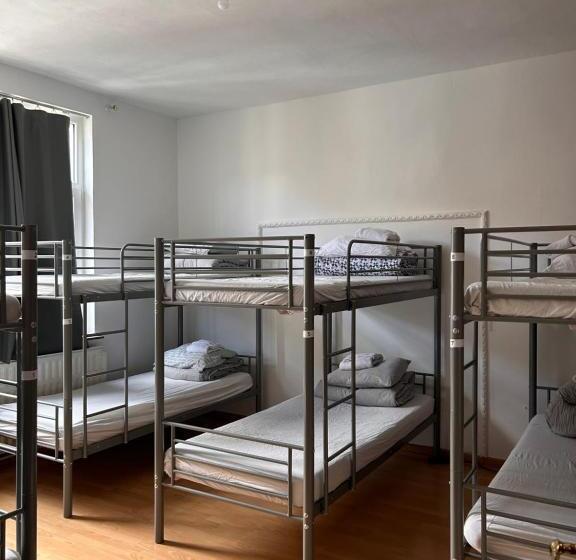 Etterbeek Youth Hostel