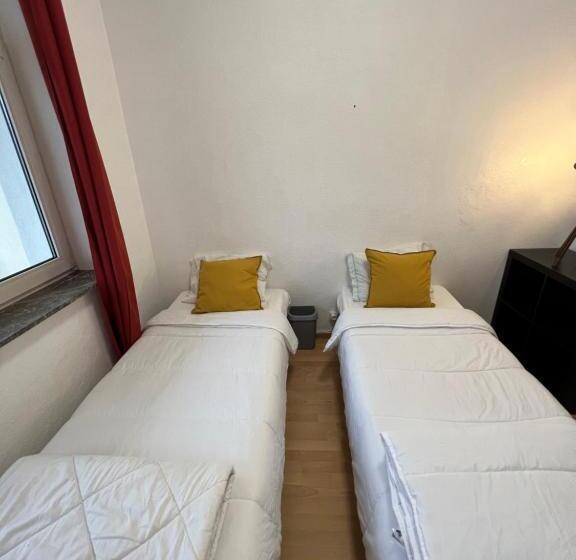 Etterbeek Youth Hostel