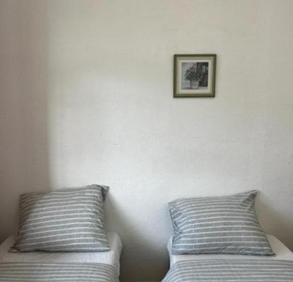 Etterbeek Youth Hostel