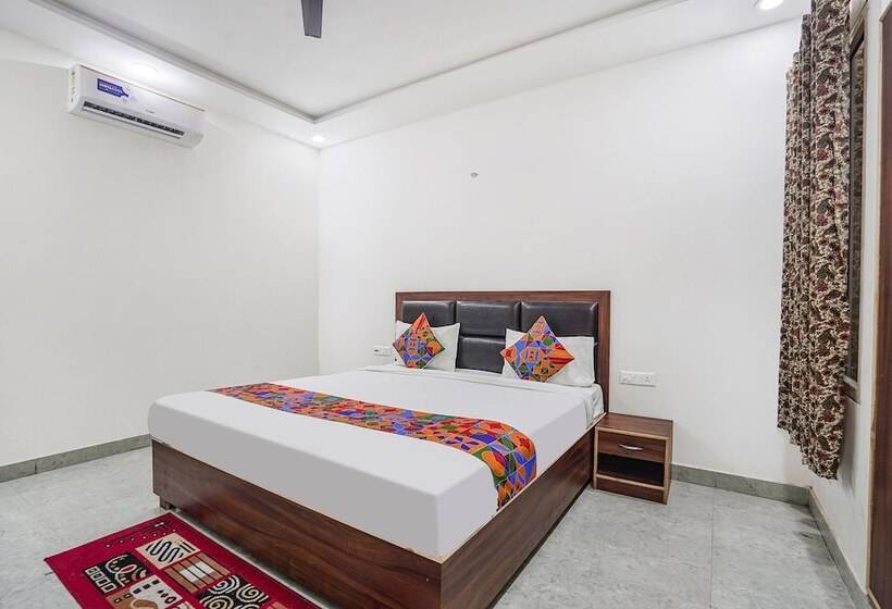 Fabhotel Akash Inn