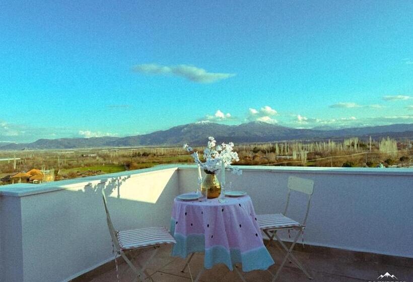 Gölhi̇sar Mavi̇ Konak Apart Otel