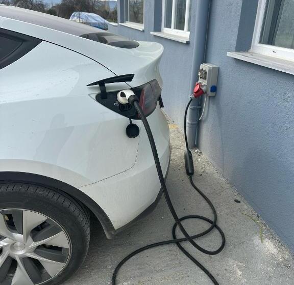 Gölhi̇sar Mavi̇ Konak Apart Otel