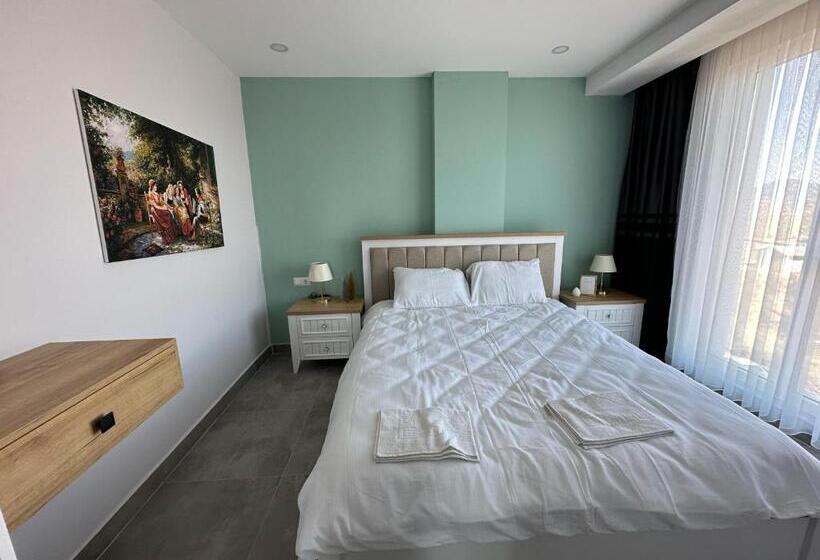 Gölhi̇sar Mavi̇ Konak Apart Otel