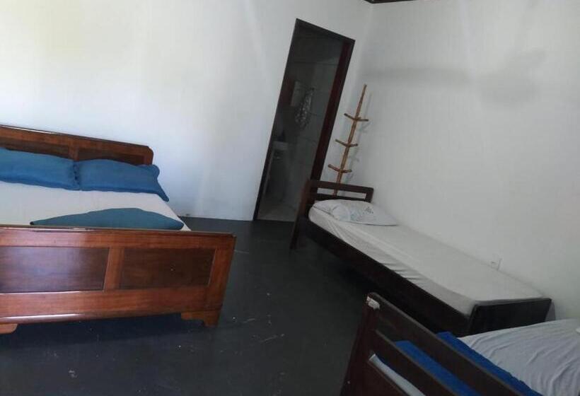 Hostel E Pousada Araquari