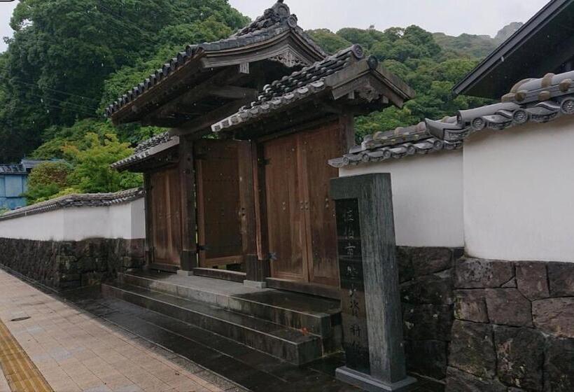 Hostel Und Base 個室ゲストハウス 安堵 ホステルアンドベイス