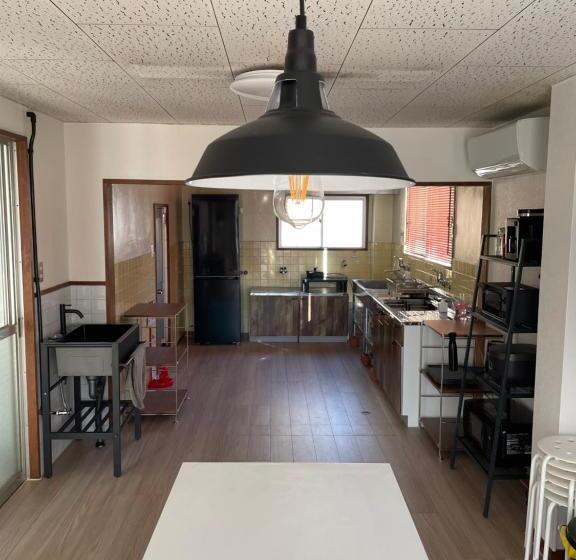 Hostel Und Base 個室ゲストハウス 安堵 ホステルアンドベイス