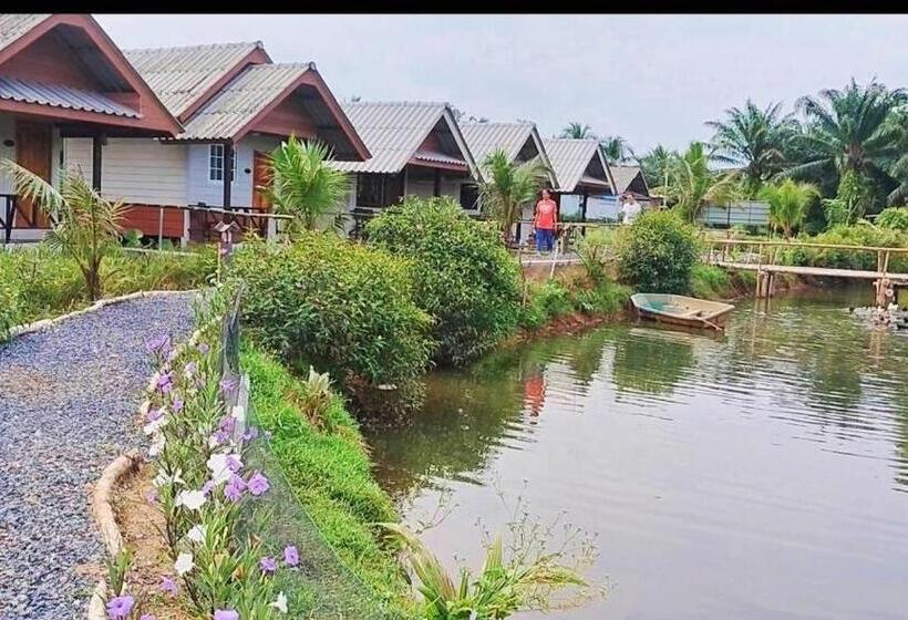 Hotel ปารมีฟาร์มสเตย์