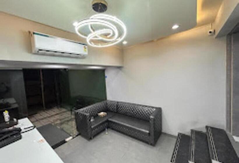 호텔 Aahan , Vashi