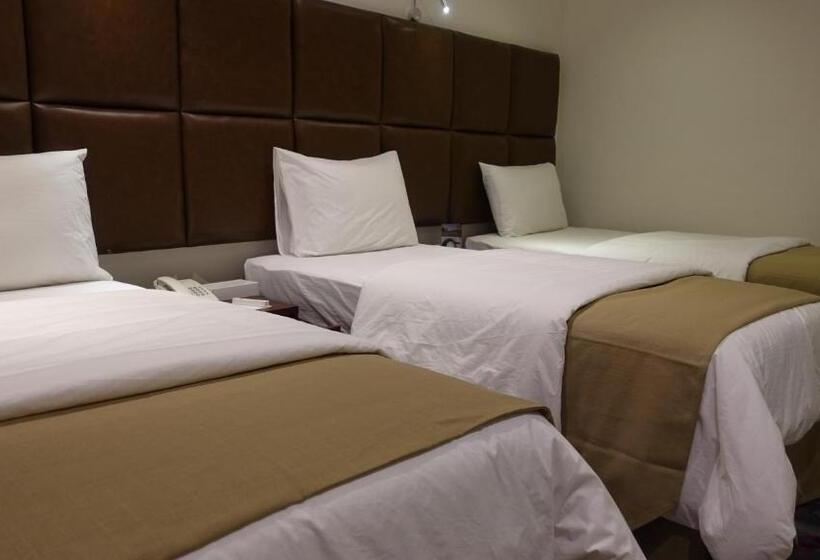 ホテル Al Jaad Kudai