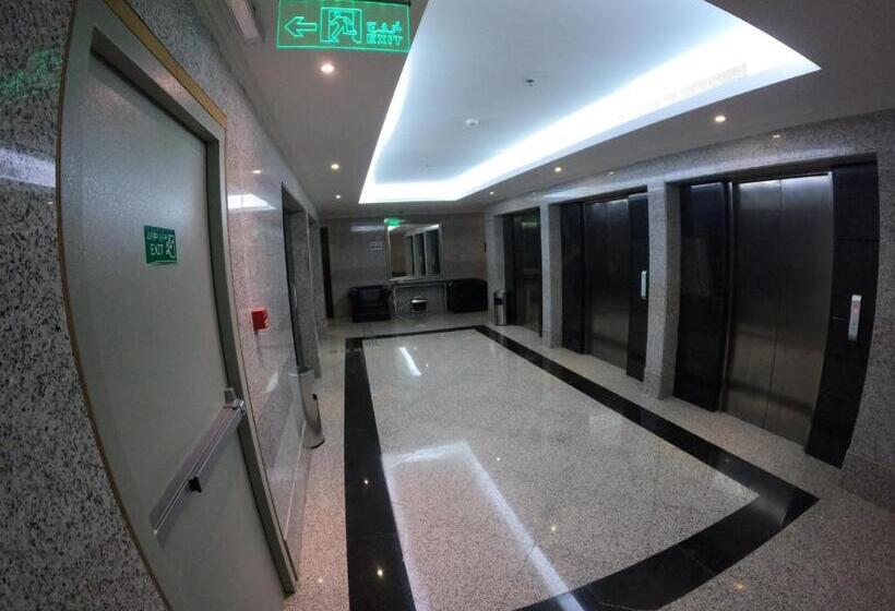 ホテル Al Jaad Kudai