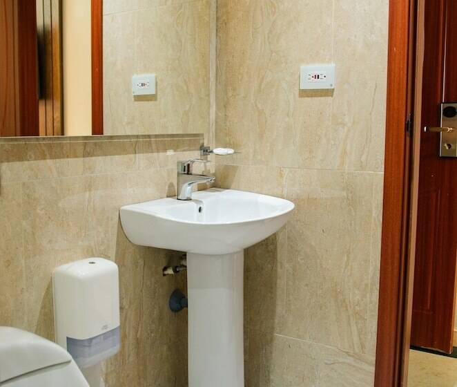 בית מלון כפרי Byhours Las Américas