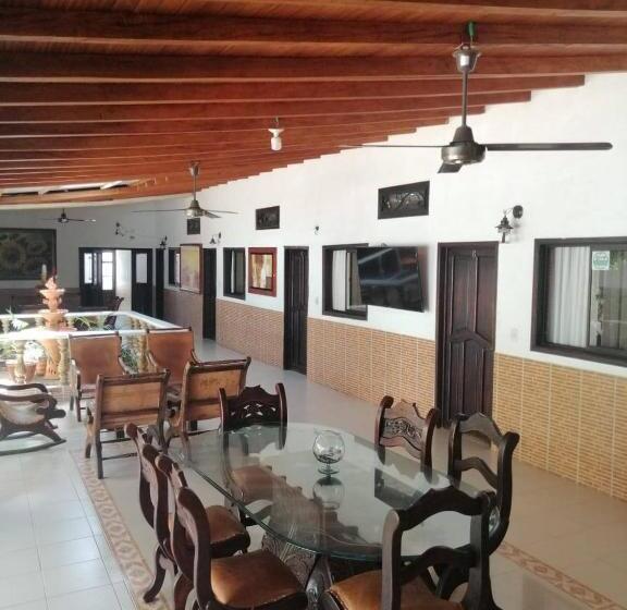 ホテル Casablanca De Santodomingo