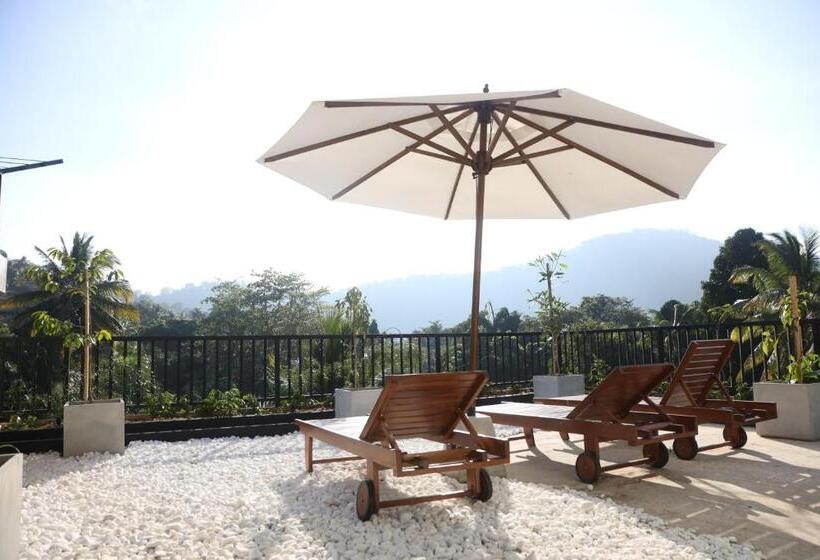 فندق Ceylon Ayu Resort Kandy