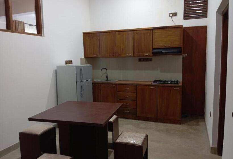 فندق Ceylon Ayu Resort Kandy