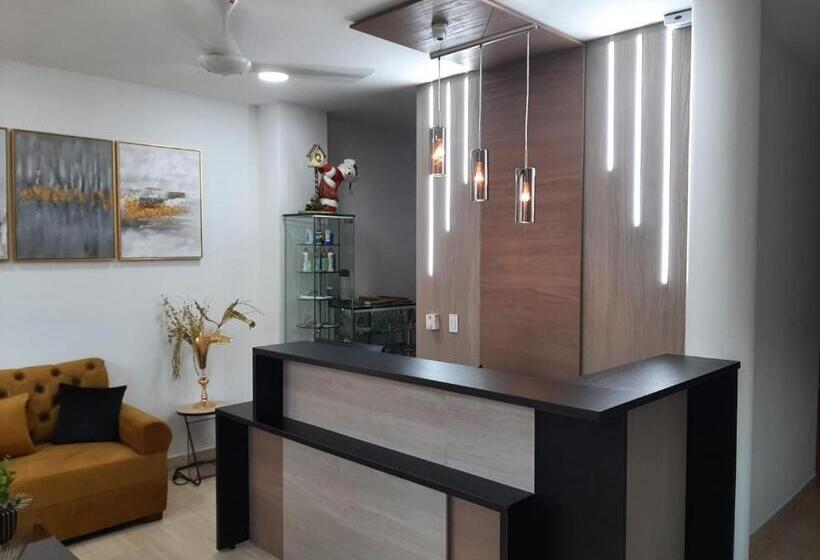 בית מלון כפרי Dorado Villa Real Hdvr