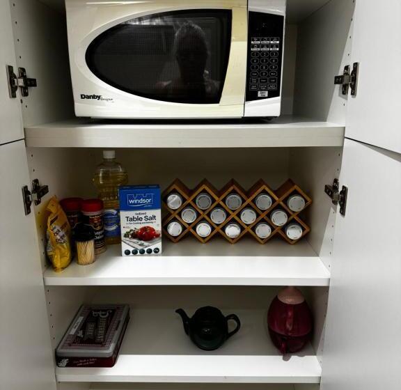 فندق Farmhouse Apartment Guelph Elora