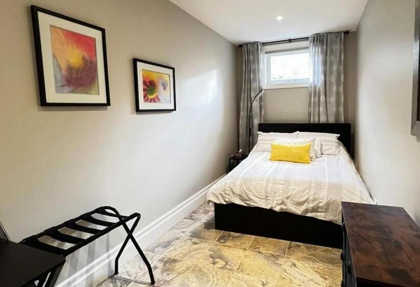 فندق Farmhouse Apartment Guelph Elora