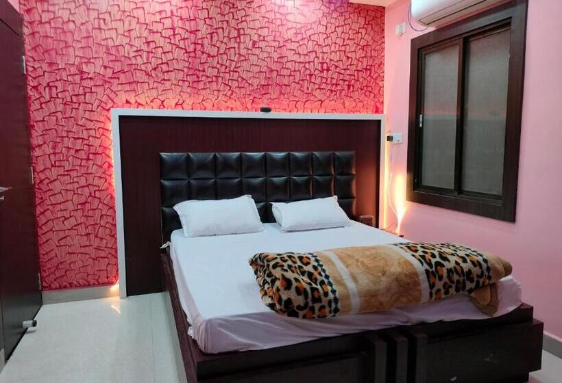 בית מלון כפרי Ganesh Palace