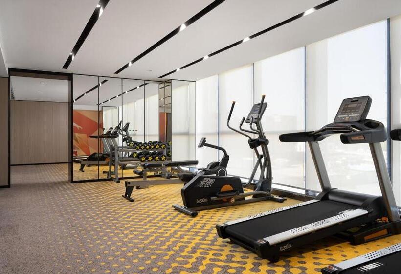 ホテル Hampton By Hilton Guangzhou Renhe Baiyun Airport Free Airport Shuttle Bus