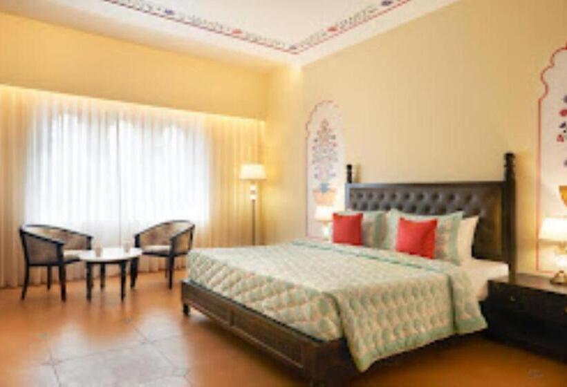 בית מלון כפרי Laxminarayan Club & Resort Vadodara