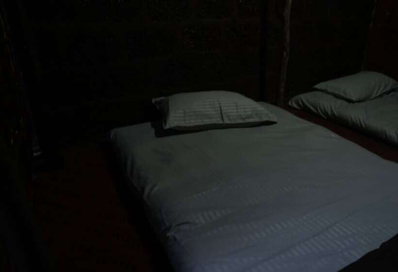 酒店 Livin Waves Beach Stay And Cafe