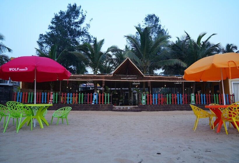 酒店 Livin Waves Beach Stay And Cafe