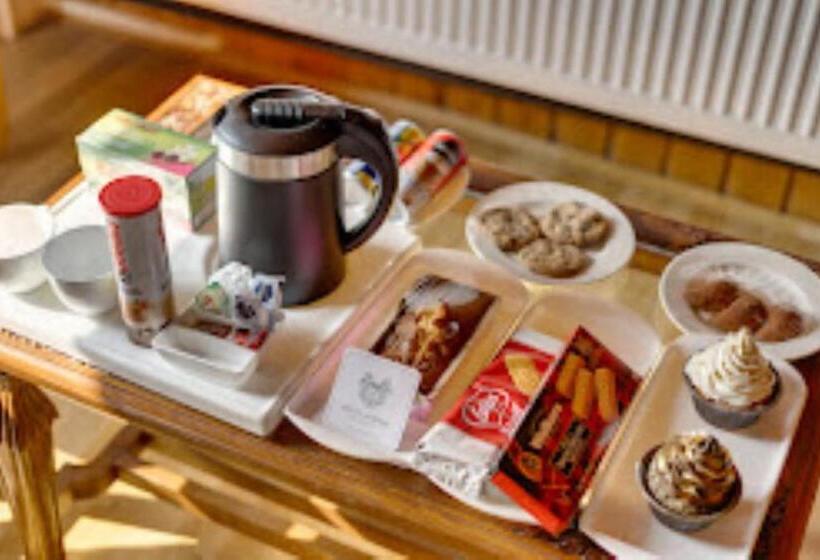 ホテル Marina Gulmarg