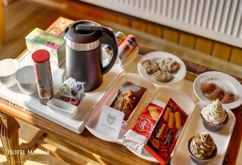 ホテル Marina Gulmarg