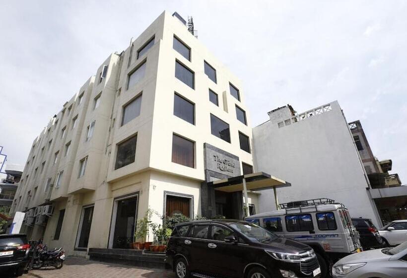 ホテル Mera Mann,lucknow