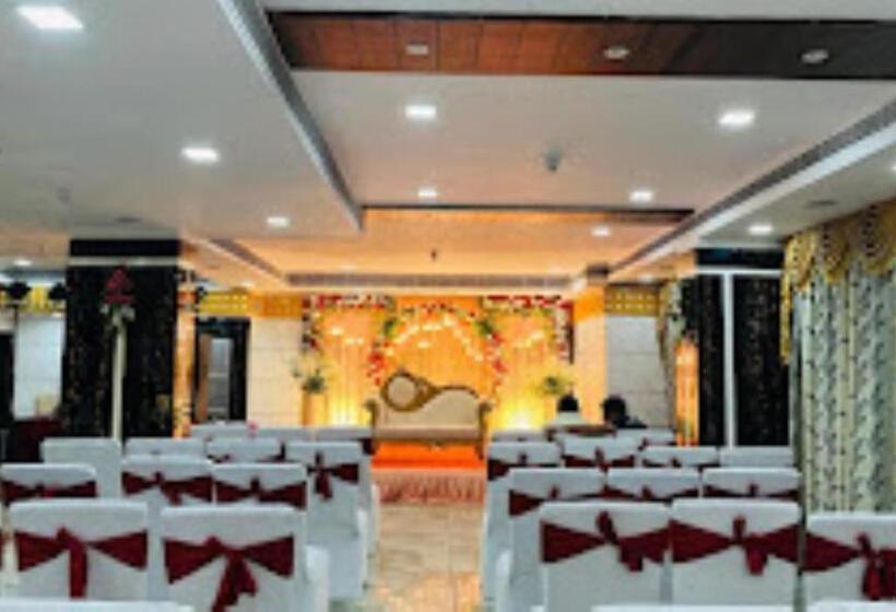 ホテル Mera Mann,lucknow