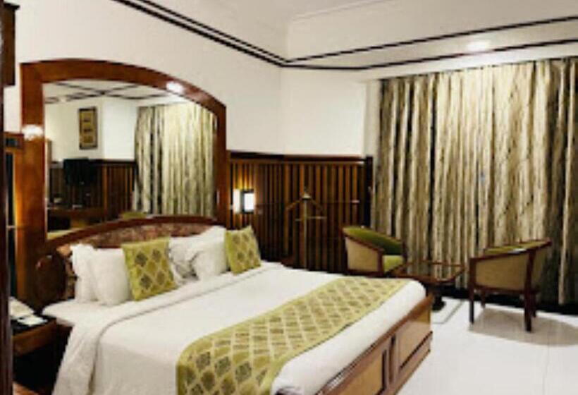 ホテル Mera Mann,lucknow