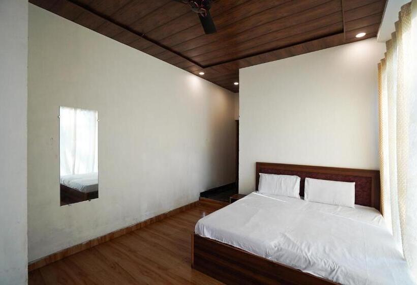 ホテル Oyo 82038 R G Farm House