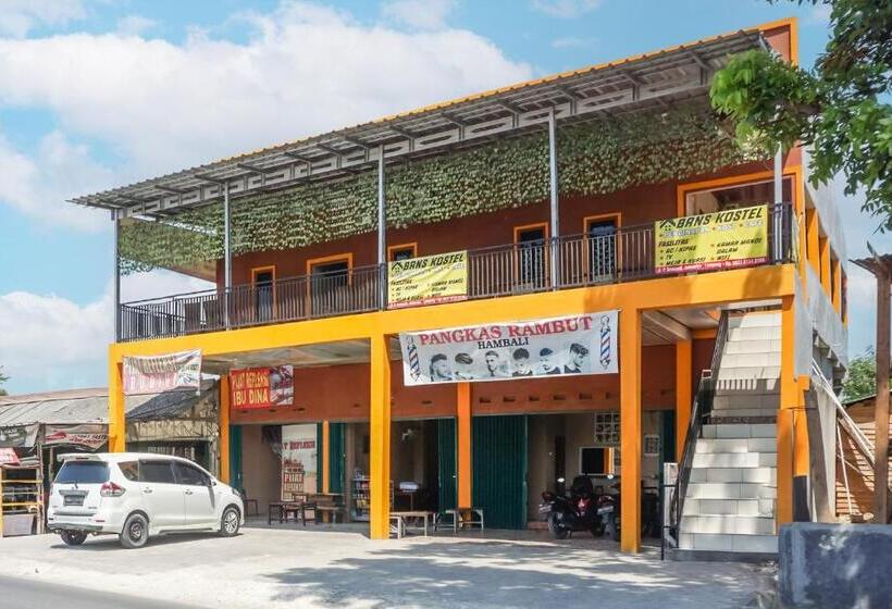 בית מלון כפרי Bans Kostel Lampung Mitra Reddoorz