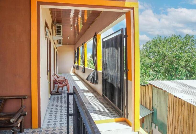 בית מלון כפרי Bans Kostel Lampung Mitra Reddoorz