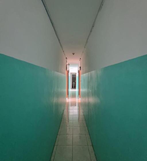 فندق Oyo 93493 Wira Residensia Syariah