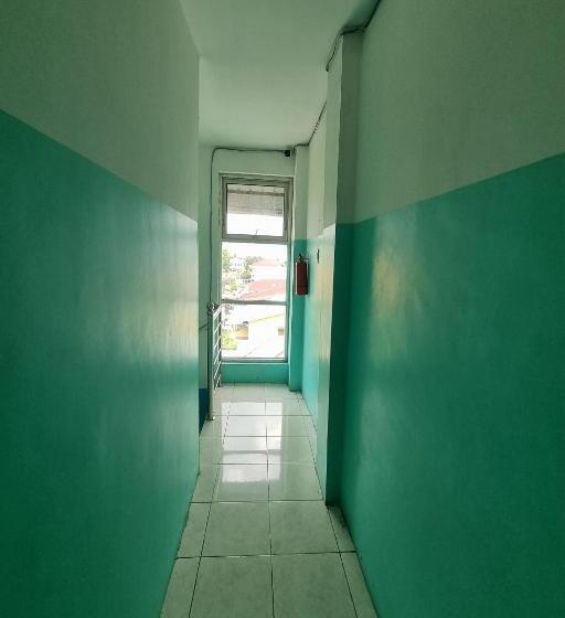 فندق Oyo 93493 Wira Residensia Syariah