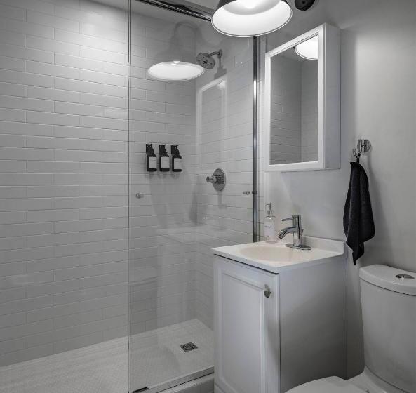 בית מלון כפרי Pitchner Place Creekfront Hot Tub Fire Pit